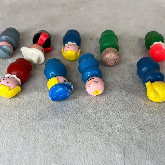 Vintage Fisher Price Little People Figure Lot of 9 Wooden 1960/70s fire fighter - Picture 14 of 16